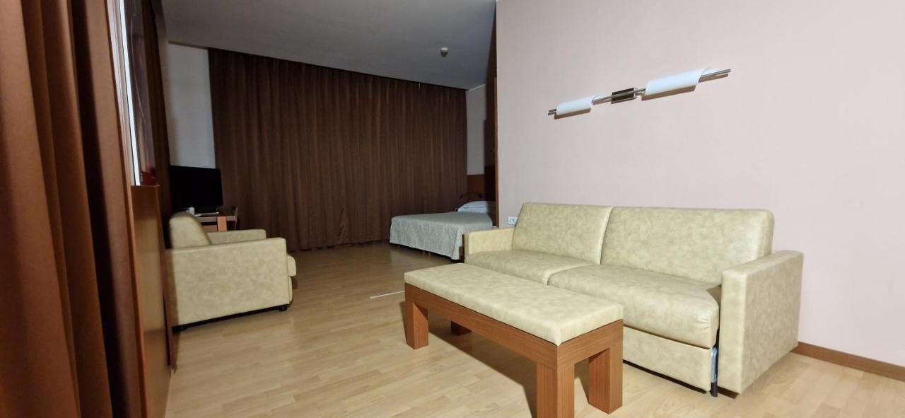 Bella Italia Palace Hotel Novare Extérieur photo