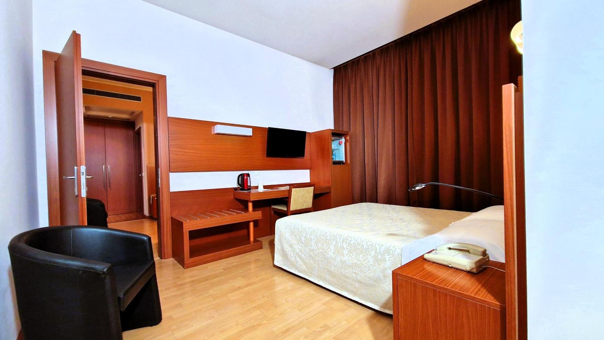 Bella Italia Palace Hotel Novare Extérieur photo